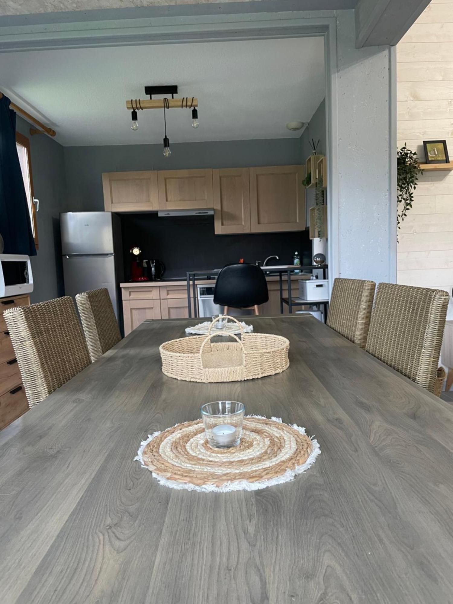 Signy-le-Petit Cottage Chaleureux Dans Domaine Prive מראה חיצוני תמונה