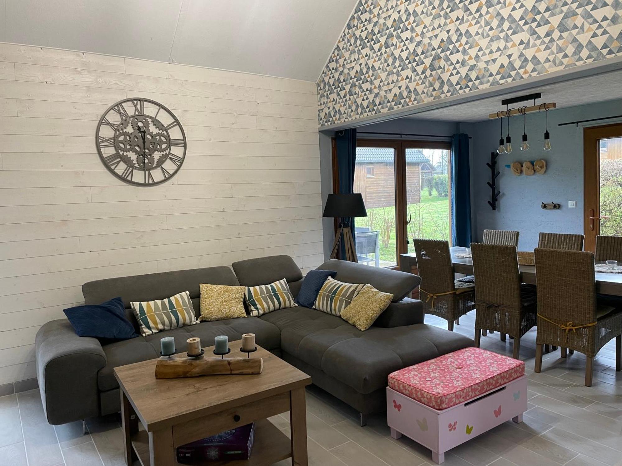 Signy-le-Petit Cottage Chaleureux Dans Domaine Prive מראה חיצוני תמונה