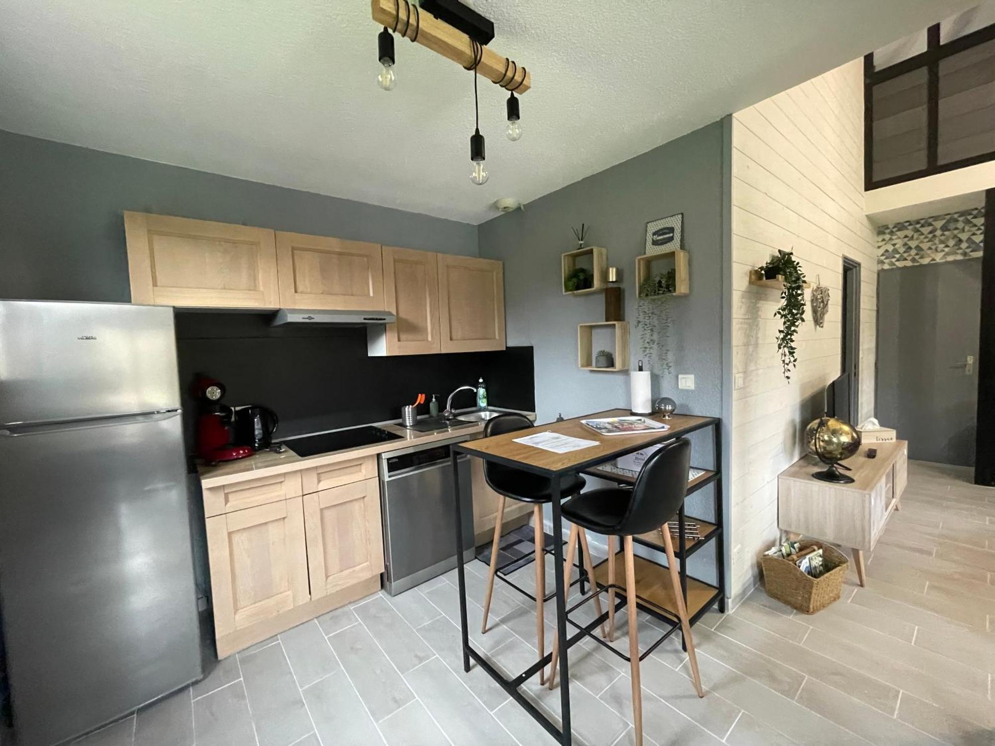 Signy-le-Petit Cottage Chaleureux Dans Domaine Prive מראה חיצוני תמונה